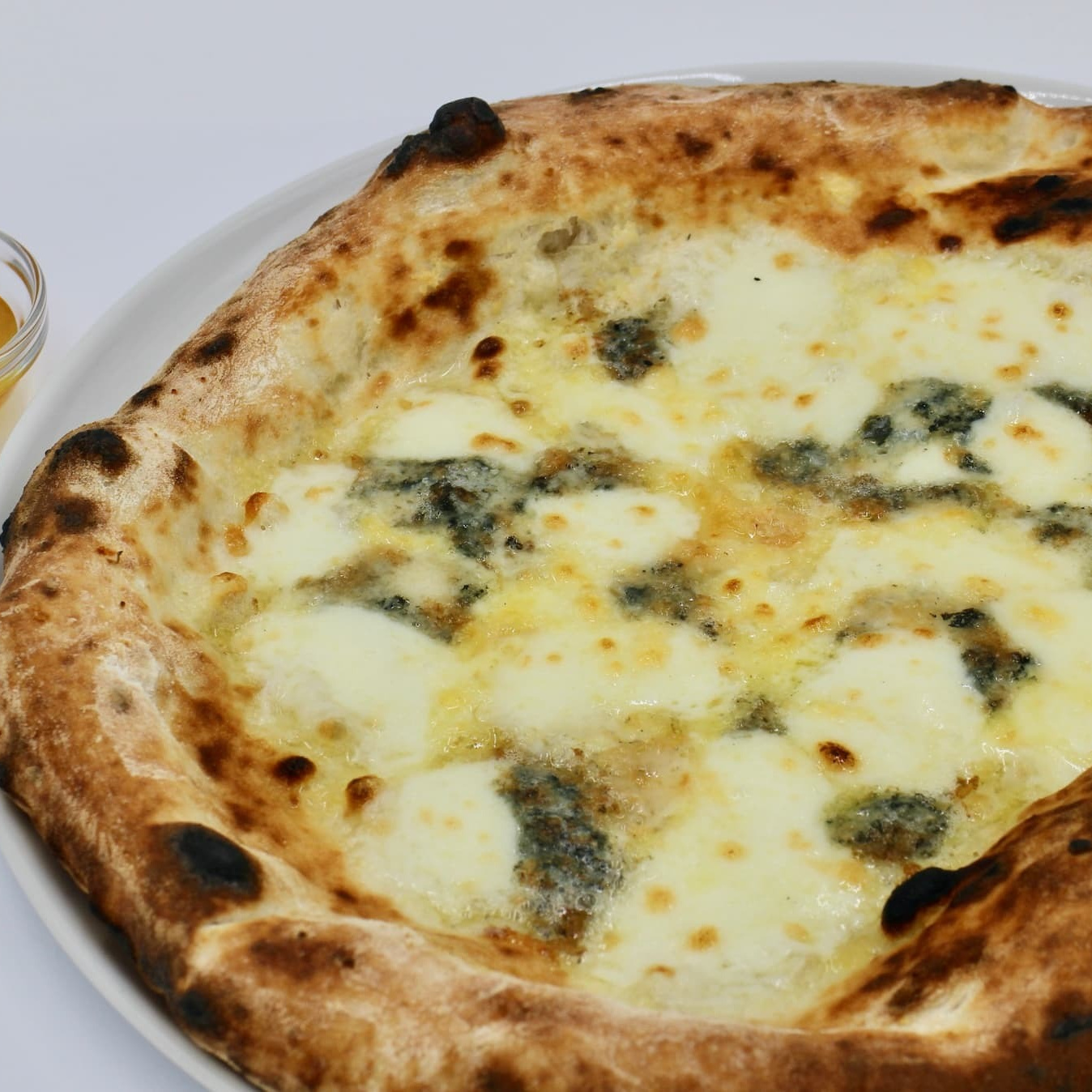 クアトロフォルマッジ